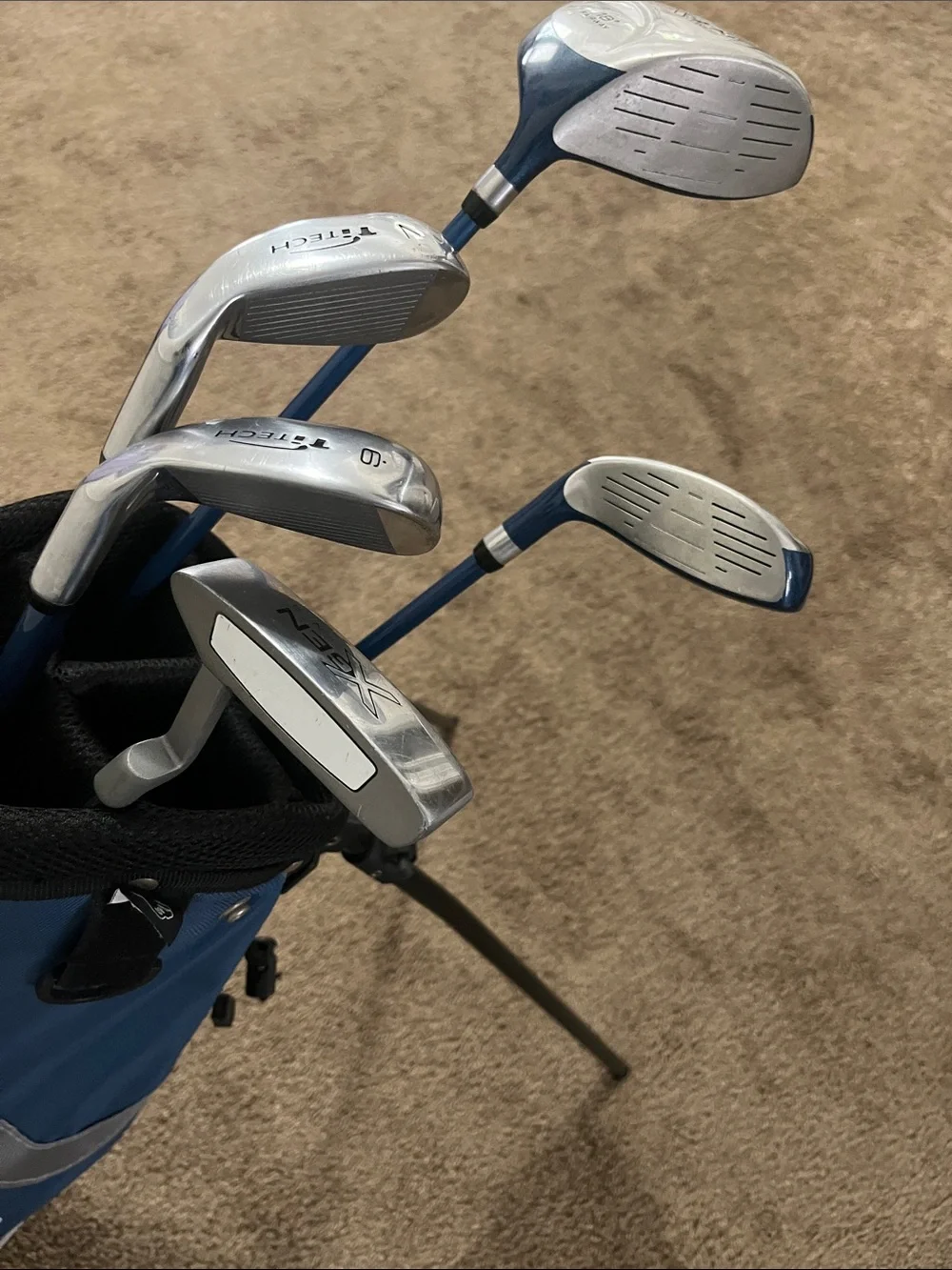 XGEN TiTech Junior Golf Set Blue and Black Stand Golf Bag with Headcovers